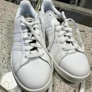 Adidas white running shoes size 9